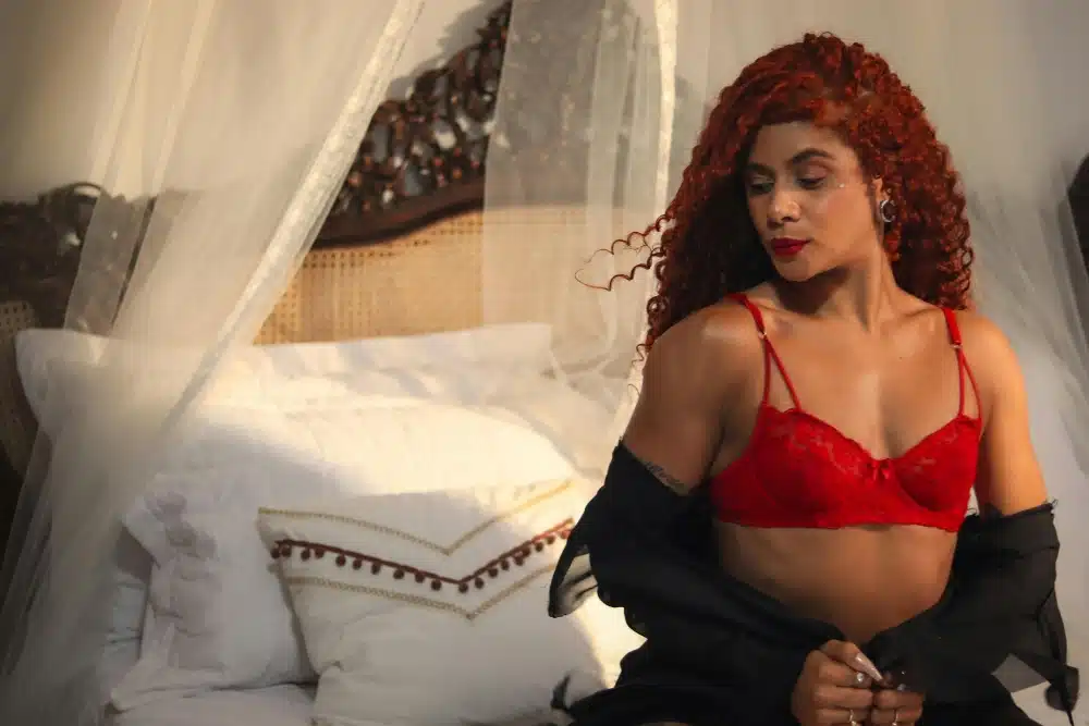 What Is Cougar Sexting Exactly